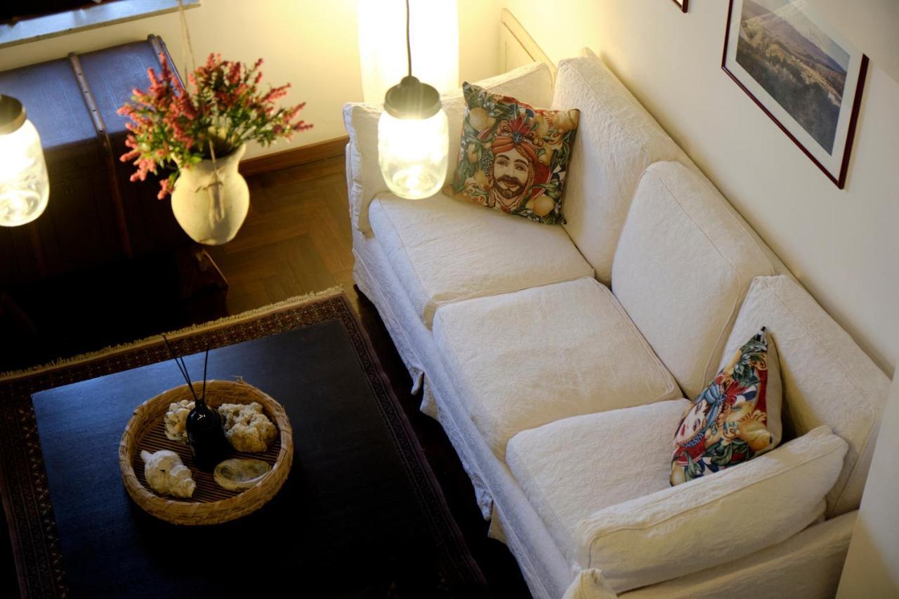Attico Con Terrazza Sul Porto Apartment Palermo Ngoại thất bức ảnh