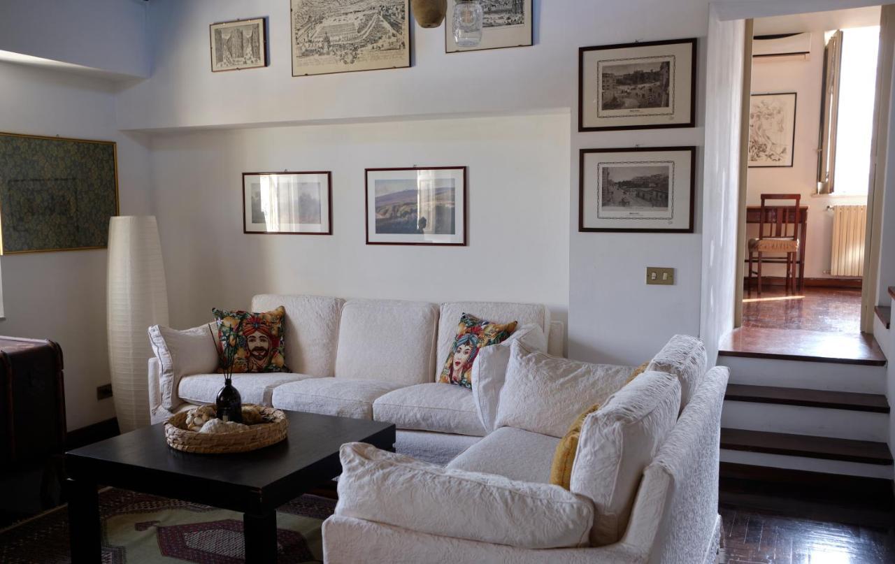 Attico Con Terrazza Sul Porto Apartment Palermo Ngoại thất bức ảnh